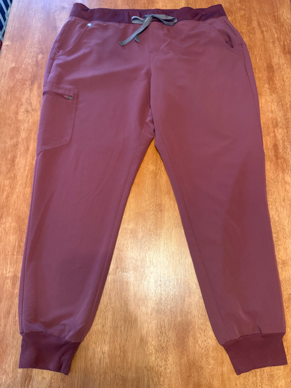 FIGS Women’s X-Large Zamora in Dark Cherry